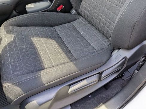 New 2026 Honda HR-V LX image 22