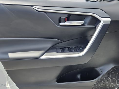 Certified 2025 Toyota RAV4 XLE FWD image 13