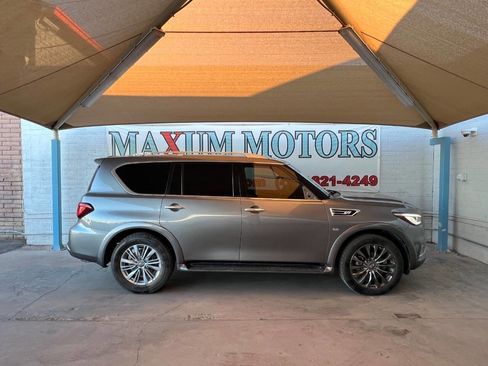 Used 2019 INFINITI QX80 Luxe image 1