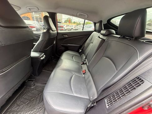 Used 2020 Toyota Prius Prime XLE FWD image 16