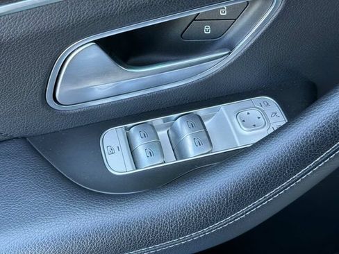 Used 2021 Mercedes-Benz GLS 450 4MATIC image 14