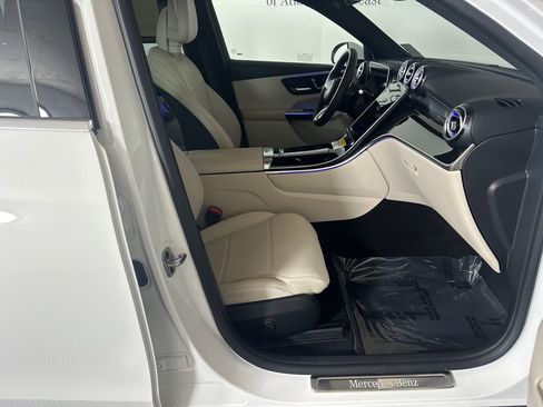 Certified 2026 Mercedes-Benz GLC 300 image 14