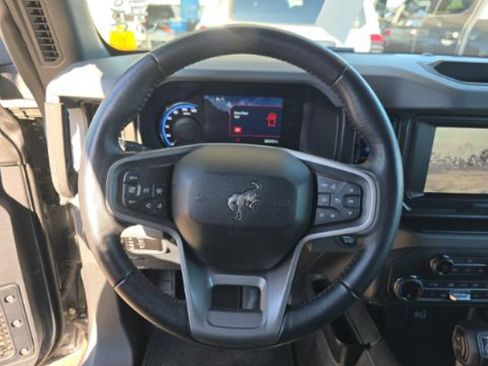 Used 2023 Ford Bronco Black Diamond AWD/4WD image 6