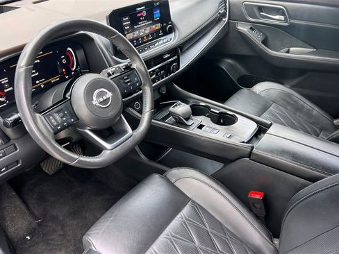 Used 2022 Nissan Rogue Platinum w/ Head-Up Display Package image 12