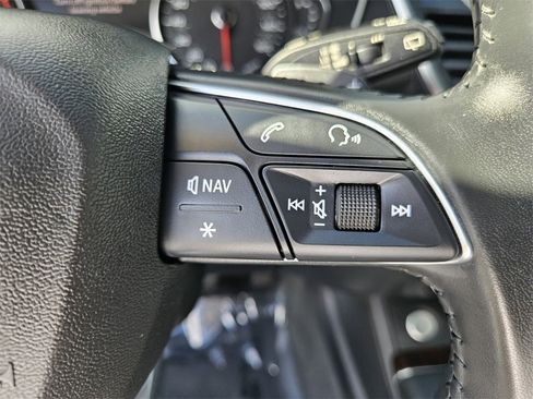 Used 2020 Audi Q5 2.0T Premium w/ Convenience Package image 21
