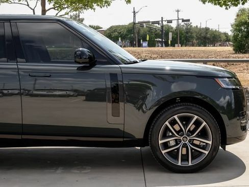 New 2027 Land Rover Range Rover SE AWD/4WD image 10