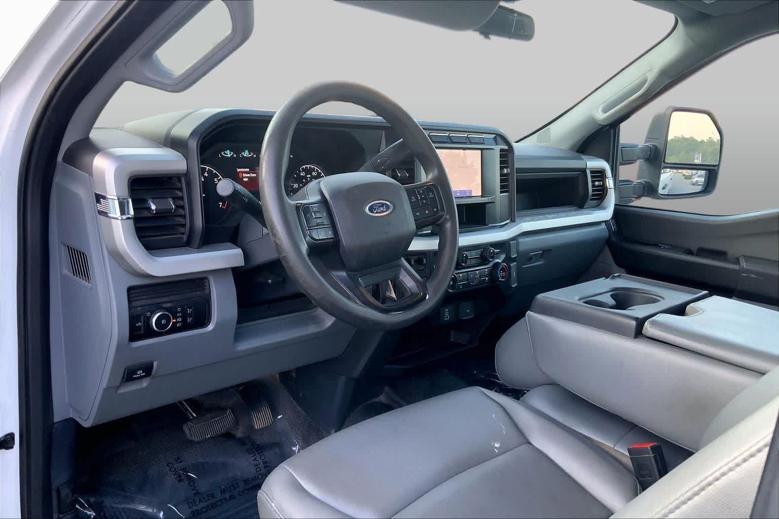 Used 2024 Ford F250 XL w/ 360-Degree Camera Package AWD/4WD image 16