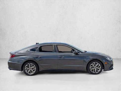 Used 2021 Hyundai Sonata SEL w/ Convenience Package image 4