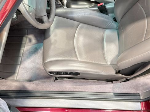 Used 1998 Porsche 911 Carrera S image 34