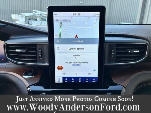 Used 2022 Ford Explorer King Ranch w/ Premium Technology Package AWD/4WD image 13