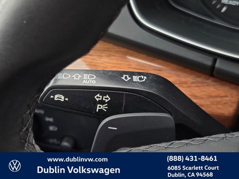 Used 2023 Audi Q5 2.0T Premium w/ Convenience Package AWD/4WD image 24