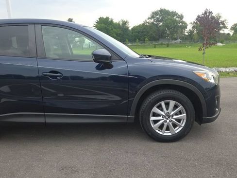 Used 2015 MAZDA CX-5 Touring w/ Touring Technology Package FWD image 4