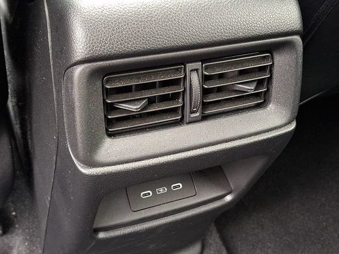 Used 2025 Honda CR-V EX-L image 12