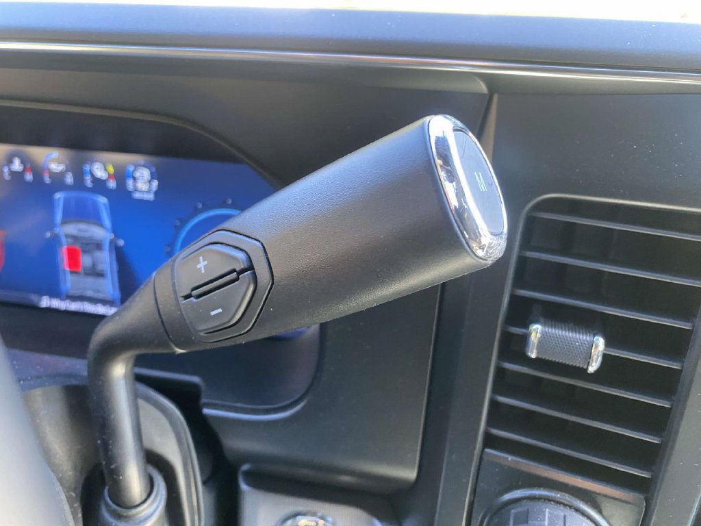 Used 2025 Ford F250 Platinum AWD/4WD image 28