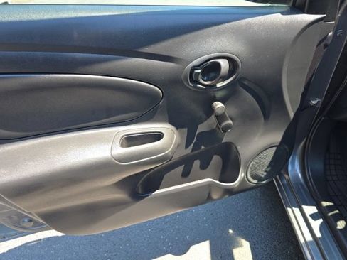 Used 2018 Nissan Versa S Plus FWD image 14