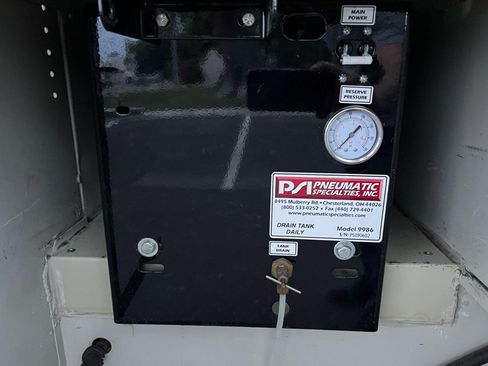 Used 2008 Ford F350 XL image 11