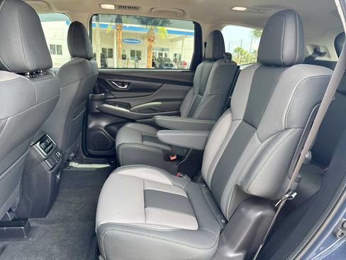 Used 2025 Subaru Ascent Onyx Edition w/ Onyx Package AWD/4WD image 25