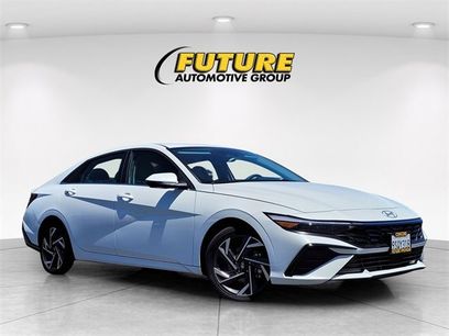 Certified 2025 Hyundai Elantra Limited