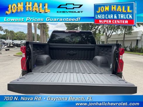 Used 2024 Chevrolet Silverado 1500 LT AWD/4WD image 12