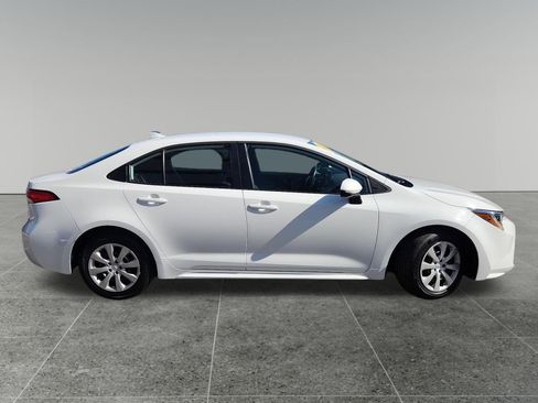 Certified 2025 Toyota Corolla LE image 8