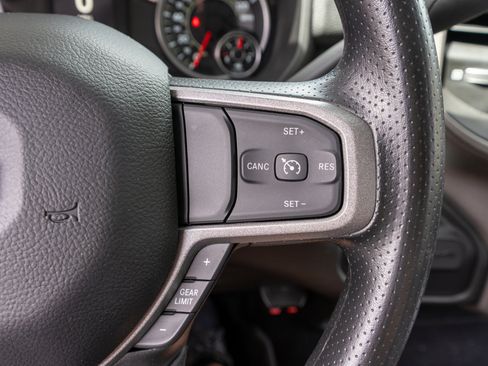 Used 2024 RAM 5500 Tradesman w/ Chrome Appearance Group AWD/4WD image 33
