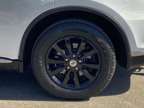 Used 2022 Dodge Durango SXT image 28