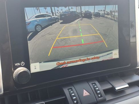 Certified 2025 Toyota RAV4 XLE Premium image 17