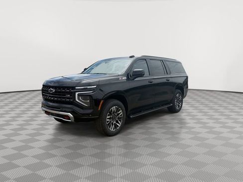 New 2026 Chevrolet Suburban Z71 w/ Z71 Off-Road Package AWD/4WD image 7