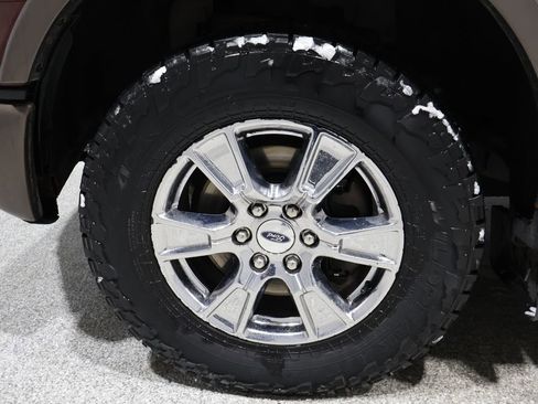 Used 2016 Ford F150 Lariat image 10