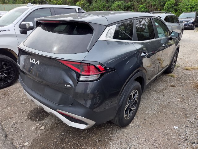 Used 2023 Kia Sportage LX AWD/4WD image 5