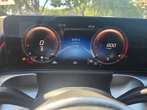 Certified 2023 Mercedes-Benz GLB 250 image 27