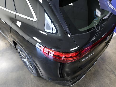 Used 2023 Mercedes-Benz EQS 580 4MATIC SUV image 16