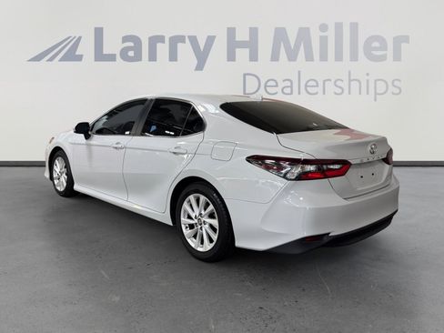 Certified 2023 Toyota Camry LE FWD image 3