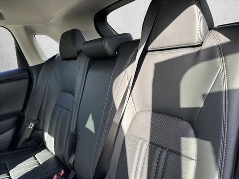 New 2026 Honda HR-V EX-L image 16