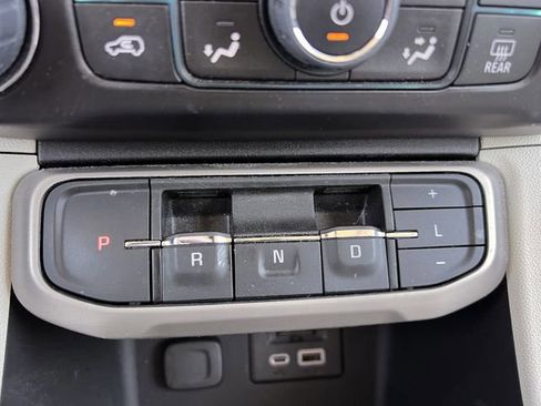 Used 2023 GMC Acadia Denali w/ Denali Ultimate Package image 19