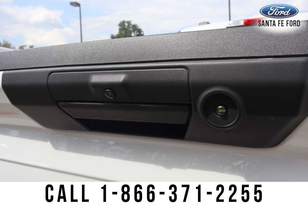 Used 2024 Ford F150 XLT w/ XLT Black Appearance Package RWD image 8