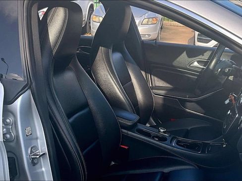 Used 2019 Mercedes-Benz CLA 250 image 10