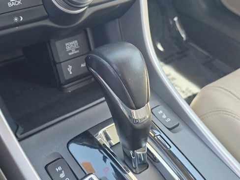 Used 2014 Honda Accord Touring image 23