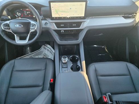 New 2026 Ford Explorer Active w/ Active Comfort Package image 16