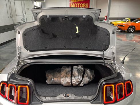 Used 2013 Ford Mustang GT Premium image 41