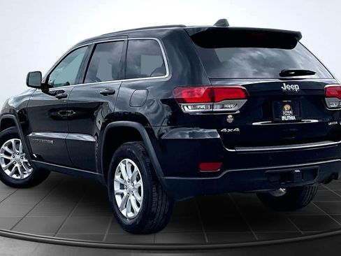 Used 2022 Jeep Grand Cherokee Laredo E AWD/4WD image 4