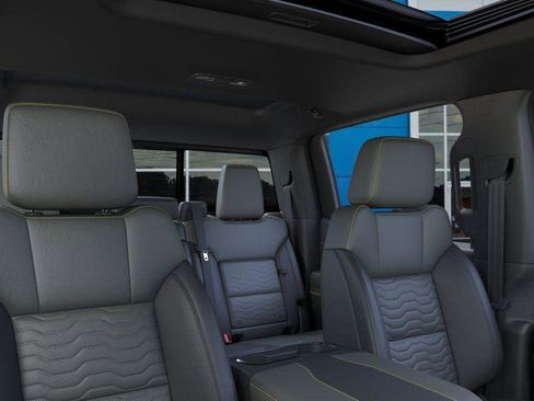 New 2026 Chevrolet Silverado 1500 ZR2 AWD/4WD image 24