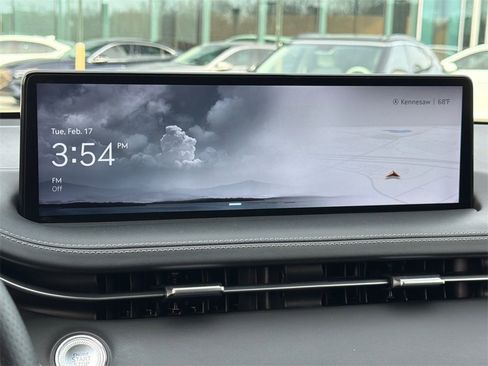 Used 2023 Genesis GV70 2.5T w/ Sport Prestige Package image 29