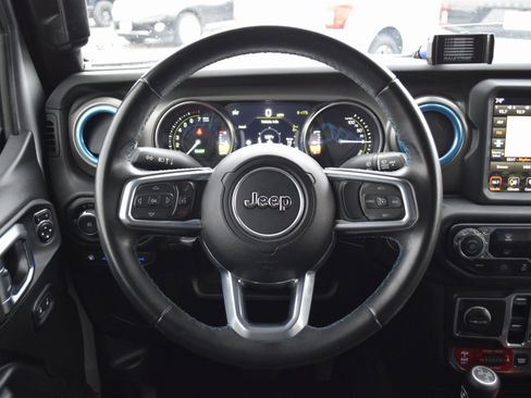 Used 2021 Jeep Wrangler Unlimited Rubicon 4xe image 11