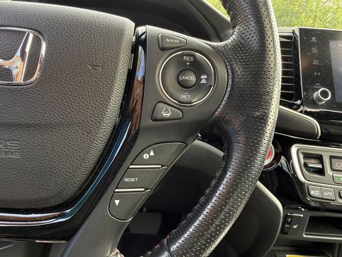 Used 2021 Honda Ridgeline Black Edition image 13