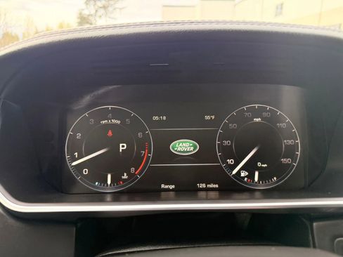 Used 2014 Land Rover Range Rover HSE image 15