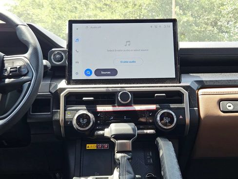 Used 2025 Toyota 4Runner Limited RWD image 14