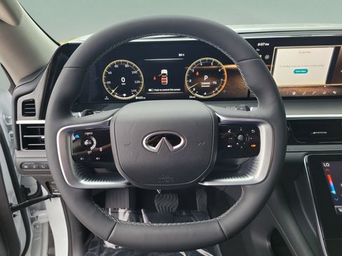 Certified 2026 INFINITI QX80 Luxe w/ Cargo Package AWD/4WD image 14