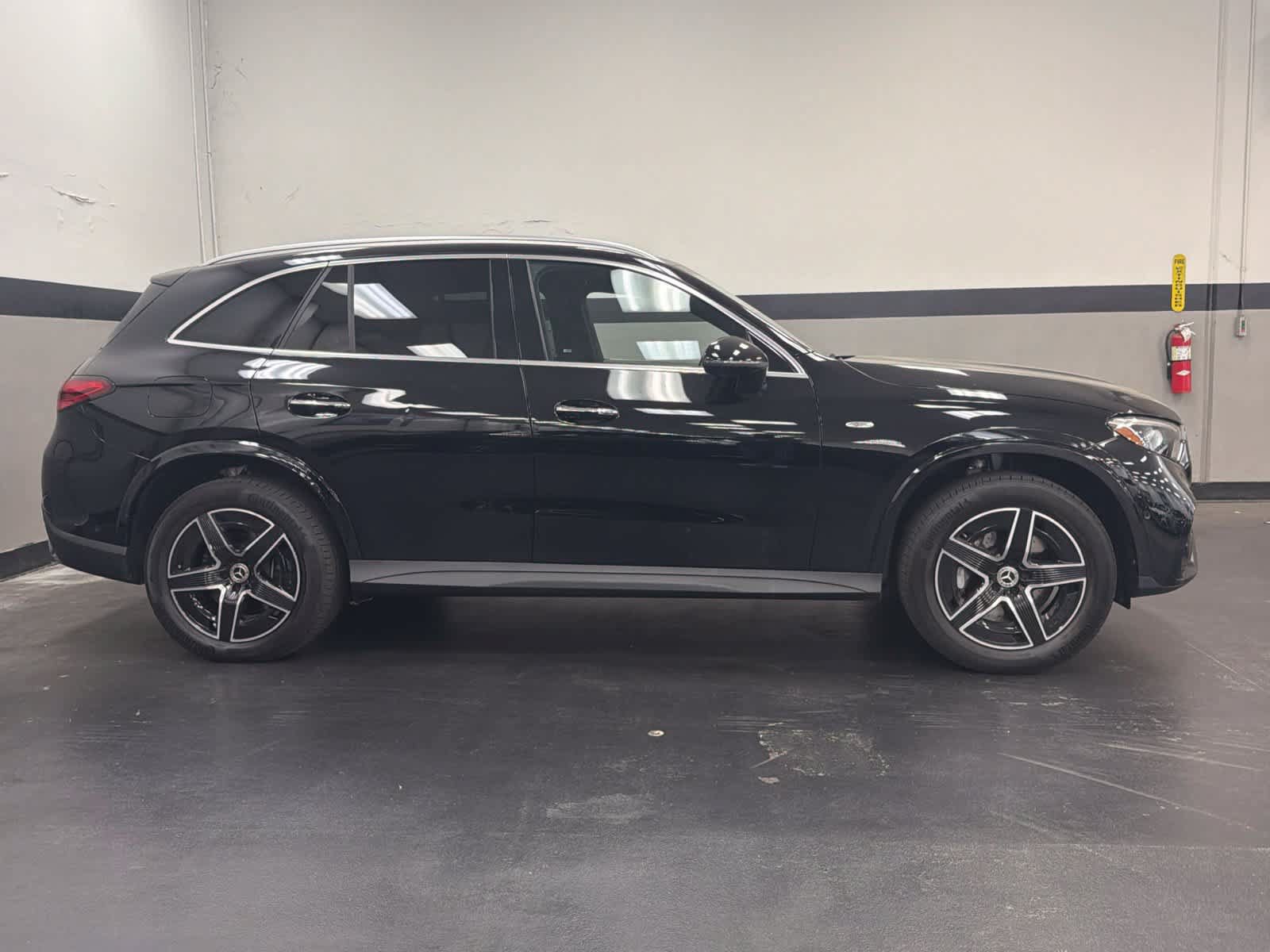 Certified 2025 Mercedes-Benz GLC 350e 4MATIC image 3