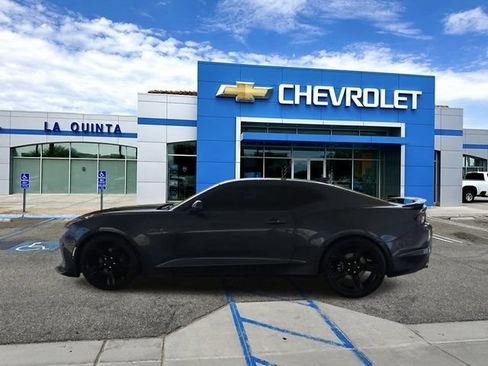 Used 2020 Chevrolet Camaro LT RWD image 5